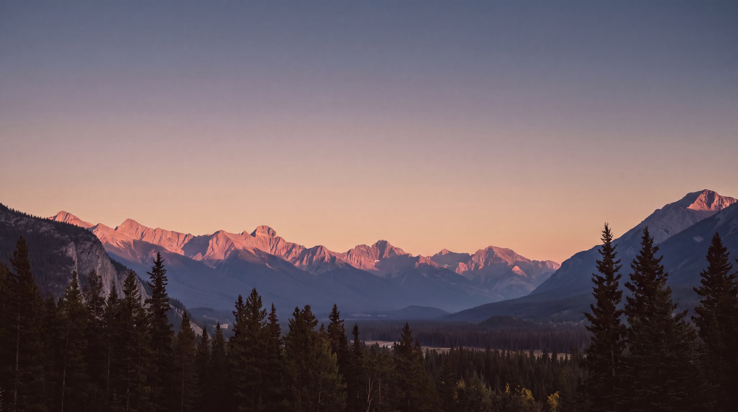 Alpenglow at dusk over the Bow Valley